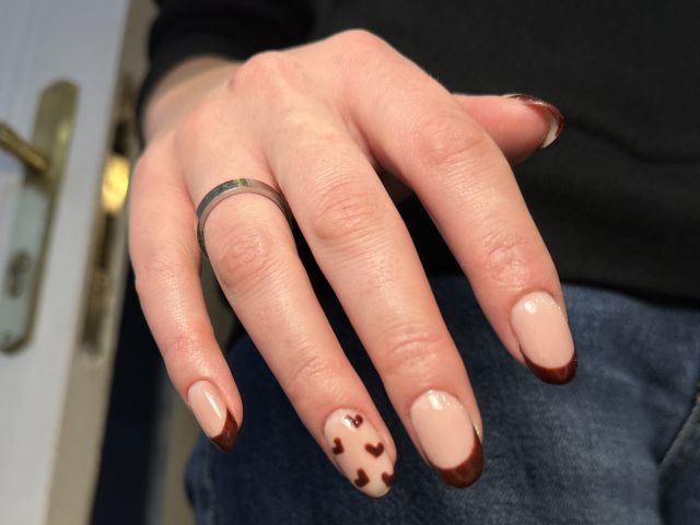 Plāns pārklājums: gēla laka